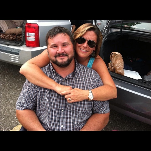 Meet your Posher, Rob and Beth - Picture 4 of 7